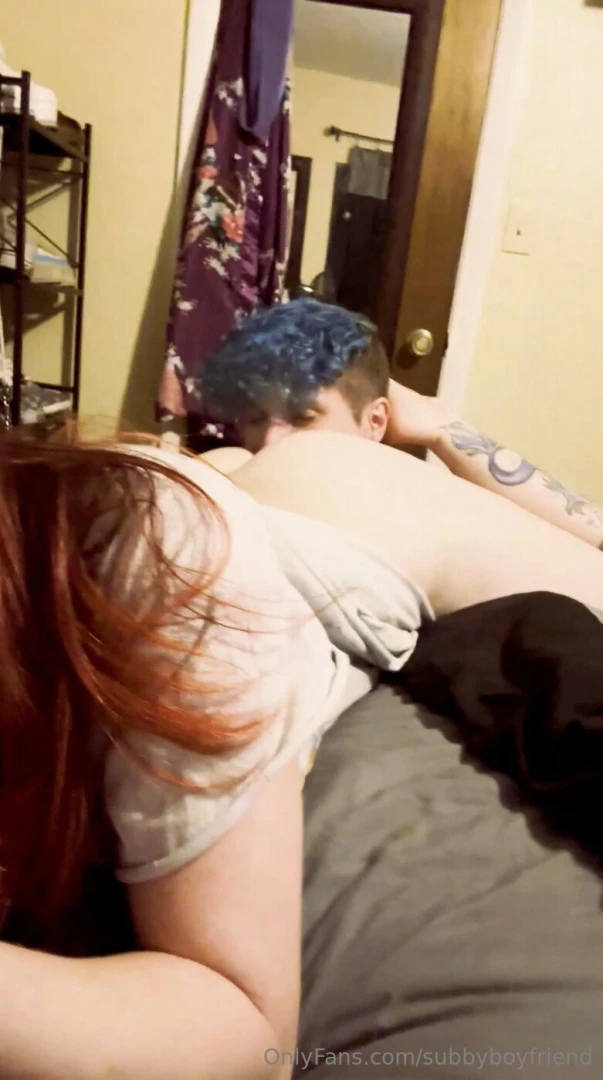 Miss worshipping mondays miss required her good morning ass kisses her 