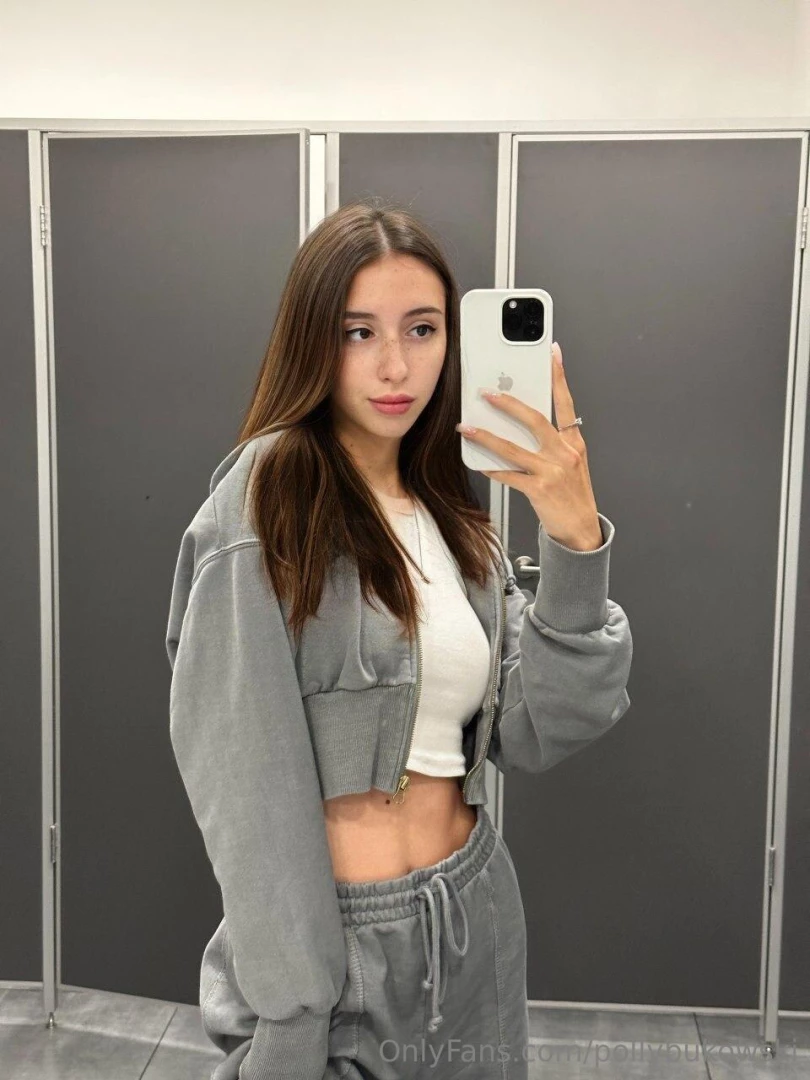 Hot girl iisabella_love this cutie iisabella_love loves to ride a big part 3 