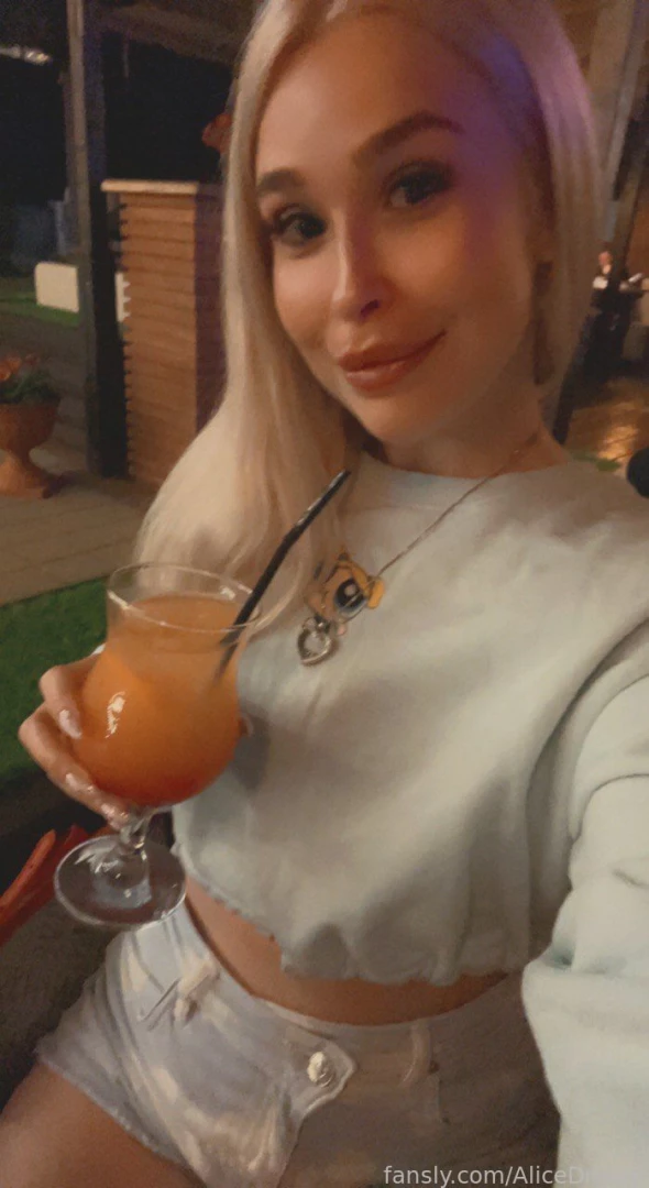 Evening walk with a delicious cocktail relaxing fyp daddysgirl 