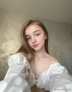 This hot thing babybabyface is waiting for you her pussy is very wet part 236