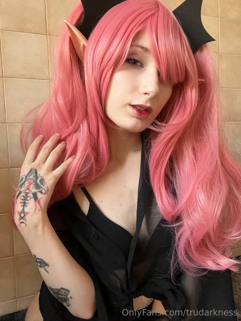 Small but fierce krul tepes may look cute but don t underestimate her part 1 