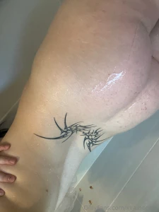 Am i pretty even with the red on my butt rn