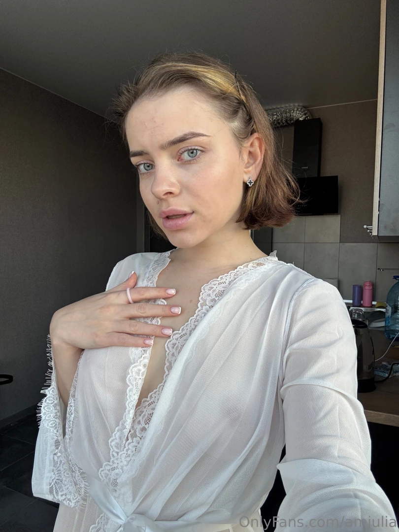 What would be your ideal way to please a girl after a long day at work 