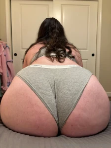 A lil photo shoot cause why not 3 belly ass and thighs part 16