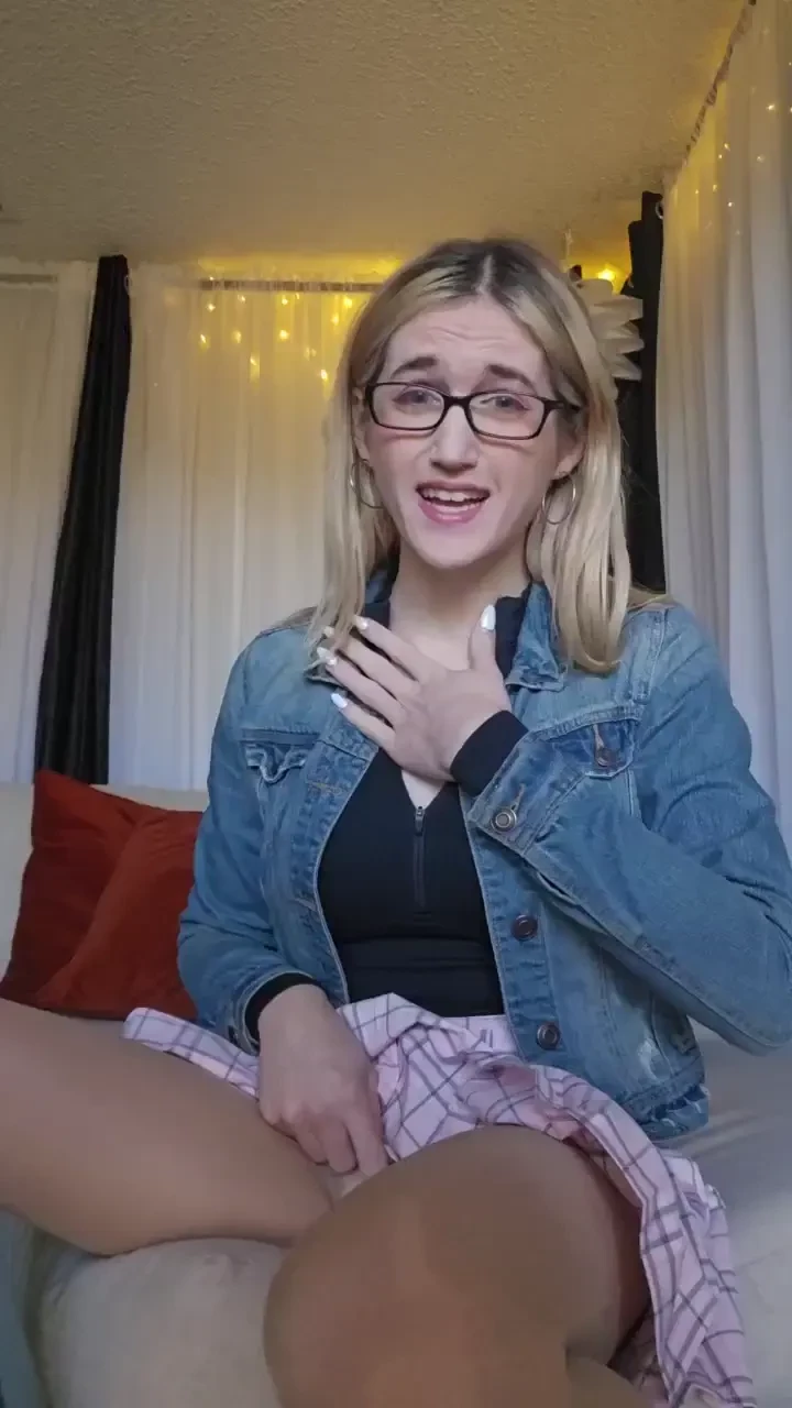 Walkin around town looking like a total slut 