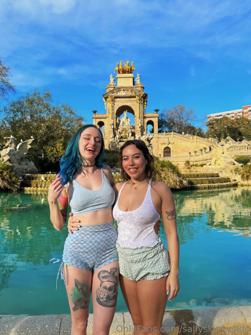 Being a tourist is fun when you re with sukisapphire_free and me more 