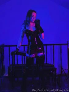 Tip 15 for a latex bundle usually worth 50 videos sexy pics teases and