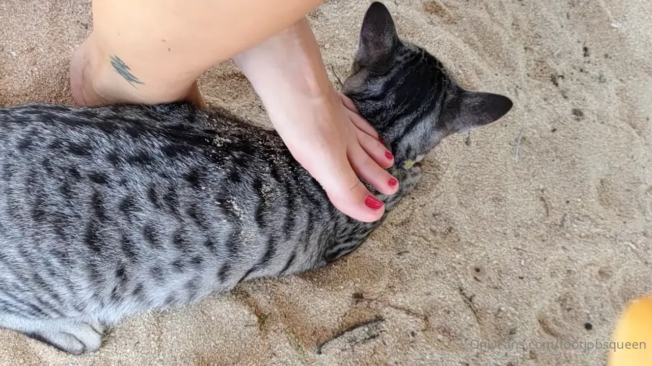 She s asking for some play time want me to do that to you 