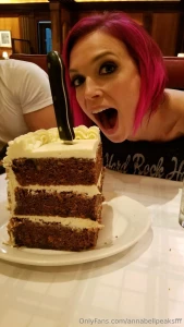 Join my subscription of today and see my live show happy birthday to