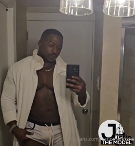 Sexy and snackish for your timeline getting ready to shoot let s get