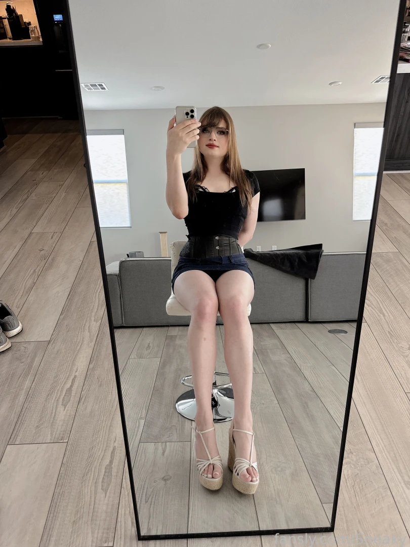 Just experimenting with my softer more normal sissy side today be 