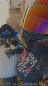 Shut up i m riding right meow