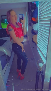Happy valentine s day did you miss me enjoy these pics and a 4 min part 2