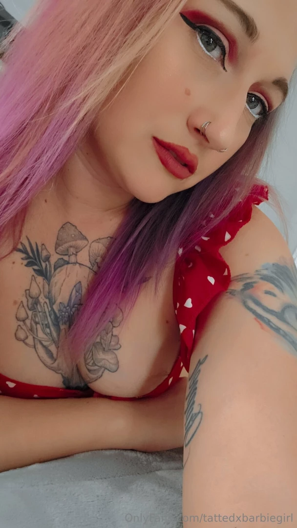 Happy valentine s day did you miss me enjoy these pics and a 4 min part 4 