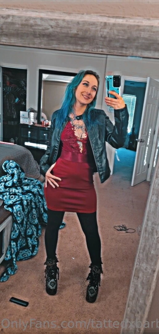 Christmas party vibes part 3 