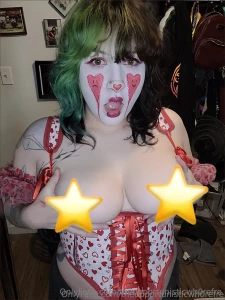 I want to get my nipples tattooed into stars i m already talking to my