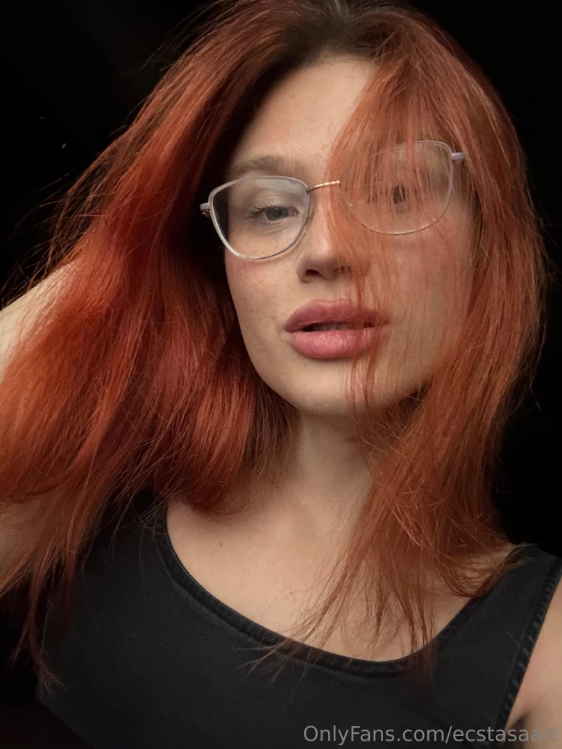 A few years ago i decided to change my image and went to the salon 