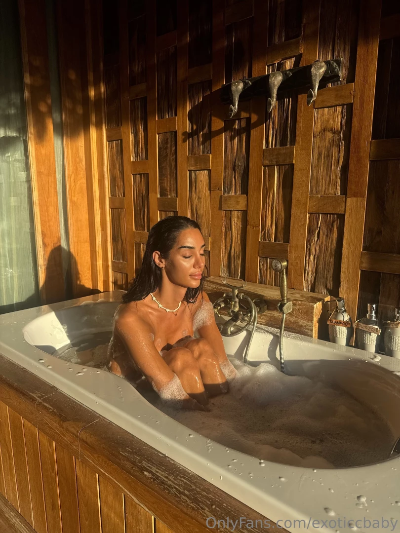 If only you could hear what i think about when i m naked 