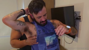 Que rico me volteo este lobito todo empez cuando me conecte a la