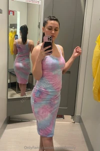 I have yellow bathing suit dreams but the ones i tried on just aren t