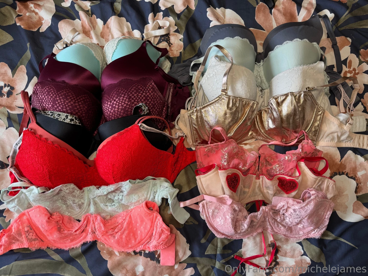 I m leaving the industry so i m purging a lot of my wardrobe make an 