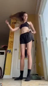 All black fit on my walk just a silly lil video
