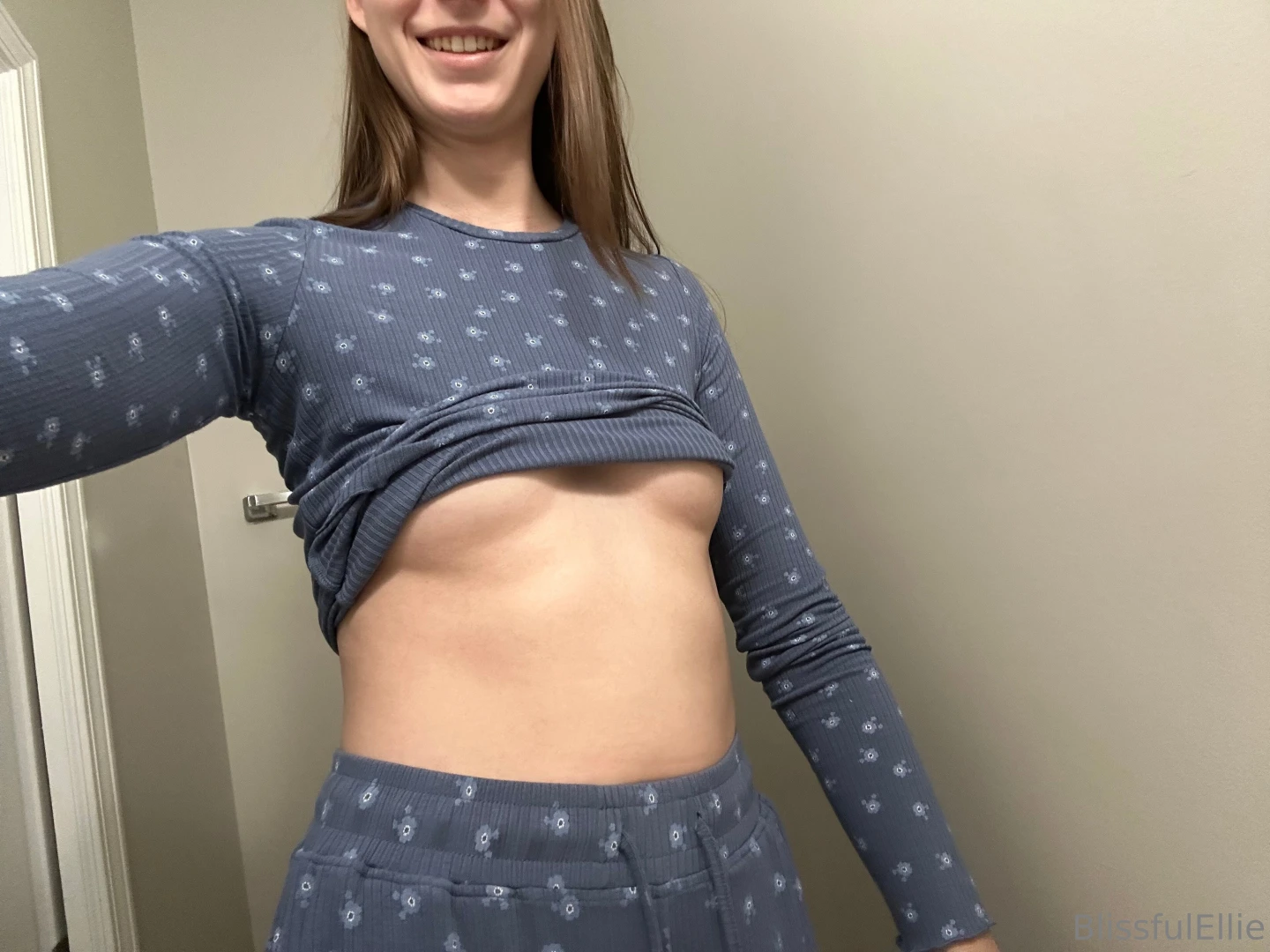 It s a christmas miracle i finally have underboob i noticed while part 3 