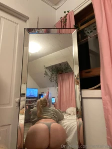 Whos face can i sit my big juicy ass on gt lt part 11