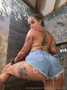 Te gusta lo que ves amor tengo ganas de jugar