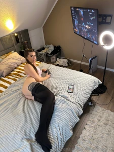 Who of you plays bo6 anyone wants to play in 12 hours i ll write my ps part 1