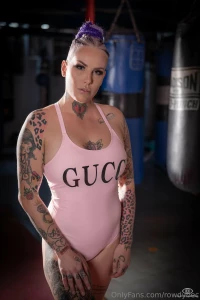 Let s talk about something fun in the dms