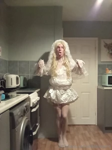 Filmed a custom earlier and here the stills from it always dreamed of part 4