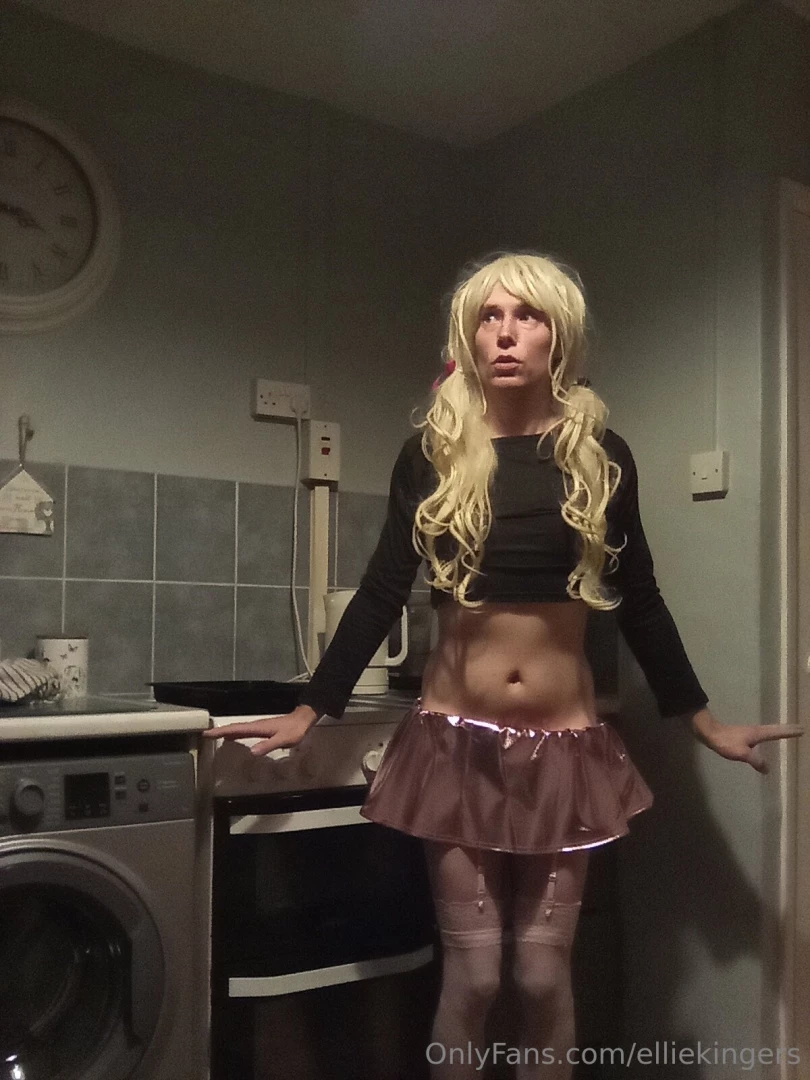 I am a crossdressing sissy femboy part 2 