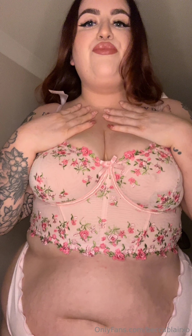 Want a special treat join my vip page for a free explicit bundle daily 