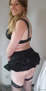 Is my short skirt getting your blo0d pumping