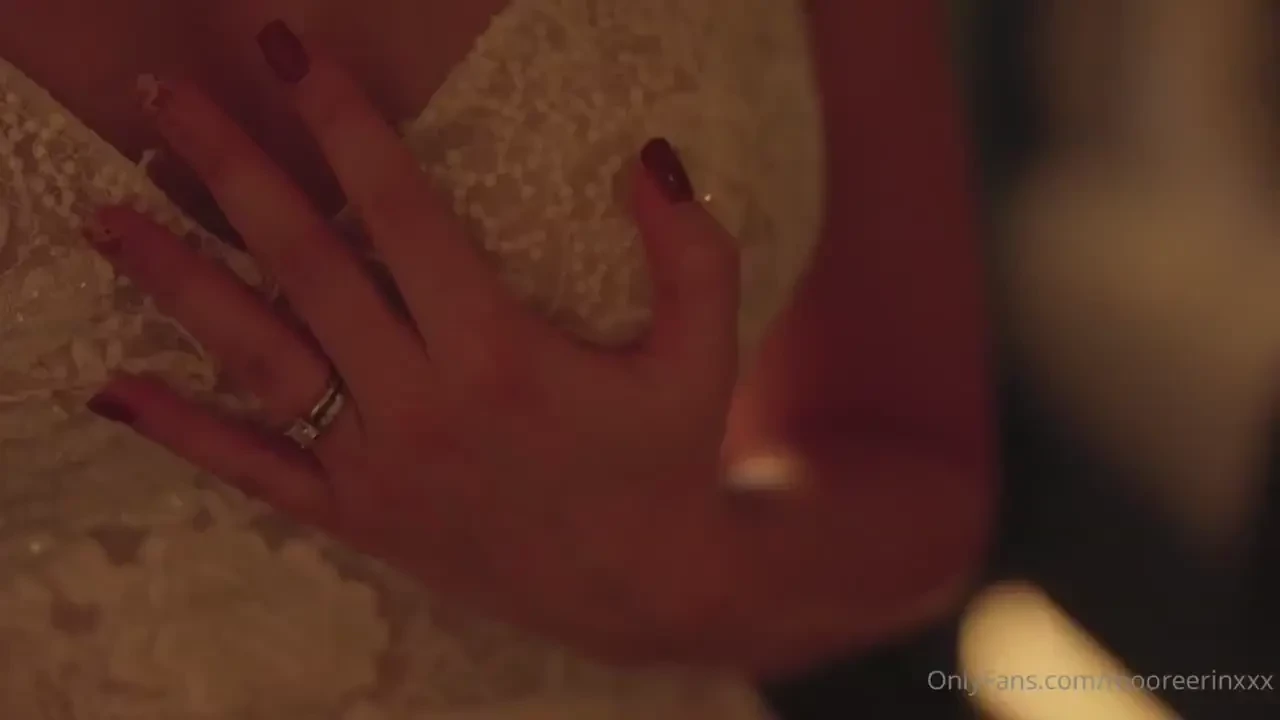 Today is mine and hubby s two year wedding anniversary so to celebrate 
