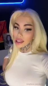 Last minute 4 here bialegit