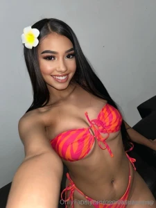 Hot and sexy brunette itsceciliasuarez playing with her will end part 124