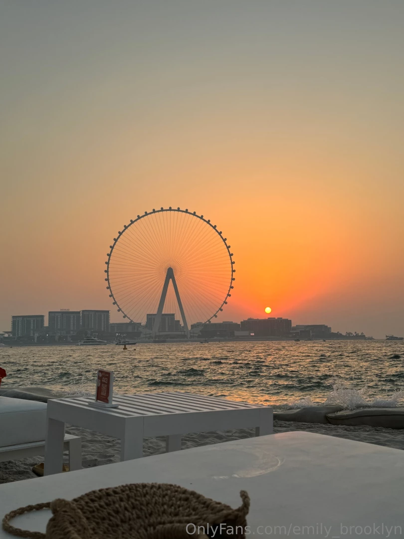 I ve been looking at that ferris wheel for so long and i still don t 