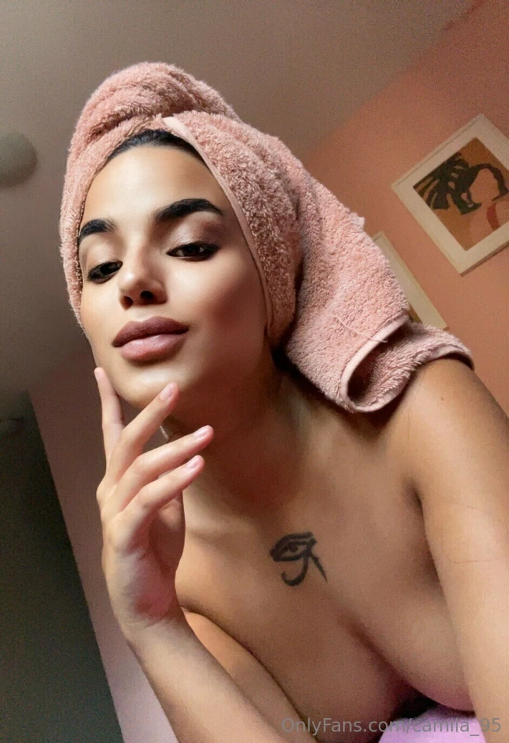 Sensual pose bringing fantasies to life 