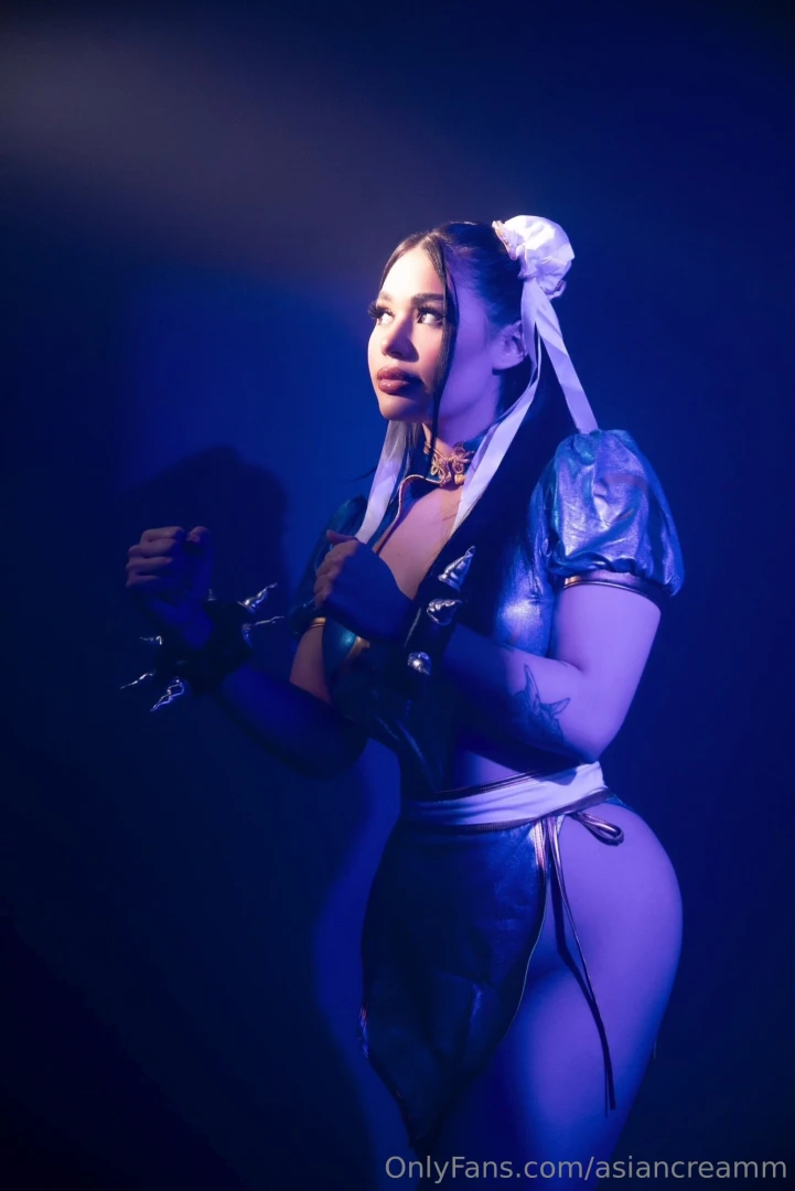 Live show tonight 6 pm pst 9 pm est let s cum together 