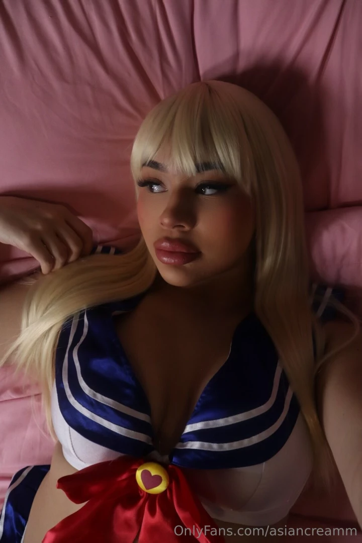 Who loves my cosplay lives 