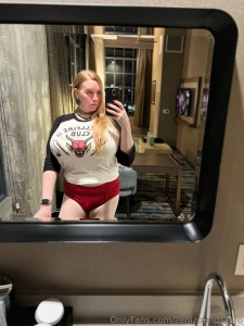 Oh no there s a busty nerdy girl in your room what do you do part 2