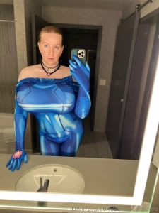 A couple years ago and a couple thousand ccs ago i was zero suit samus part 1