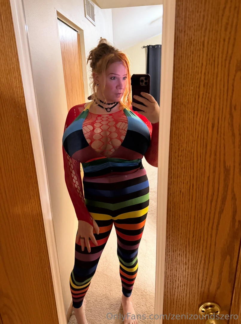 Sorry for the lack of toplessness in these pics but i just wanted to part 30 