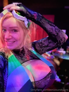 Sorry for the lack of toplessness in these pics but i just wanted to part 24