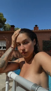 Me haces compa a estoy solita ahora