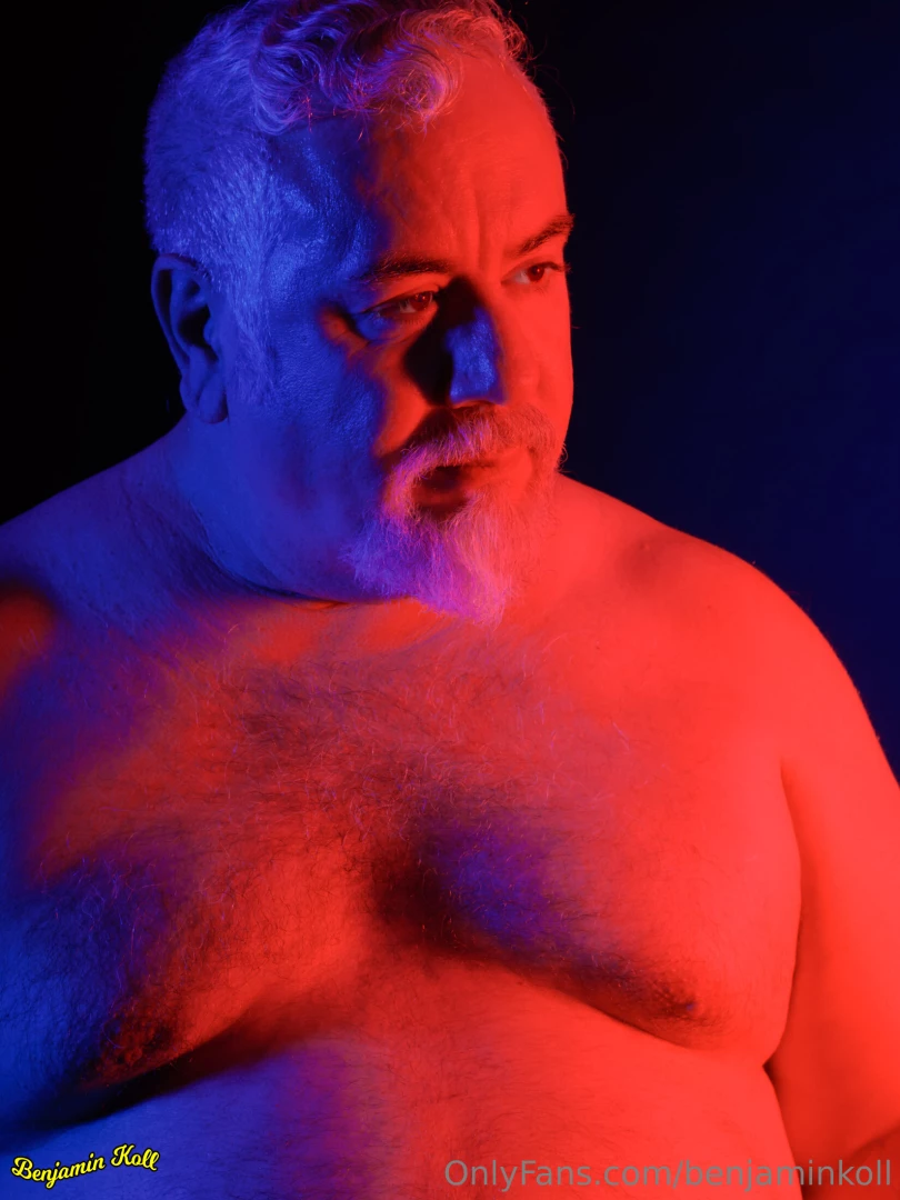 Good morning guys here s another look at our latest photoshoot 