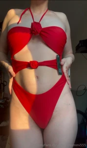 Do yall like my new swim suit