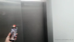 Happy holidays joyeuse f tes i brought darrelldeeps to a dark basement